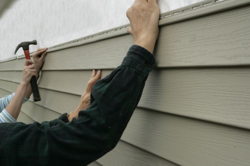 Vinyl Siding Repair Image 11